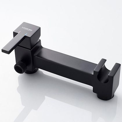 Смеситель с гигиеническим душем Ledeme L5398B-7