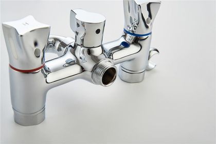 Смеситель для ванны Ledeme L3187