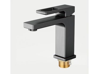 Смеситель для умывальника Gerhans K11027D