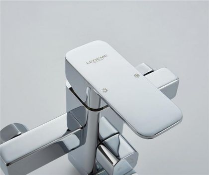 Смеситель для ванны Ledeme L3233