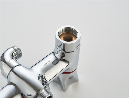 Смеситель для ванны Ledeme L3187