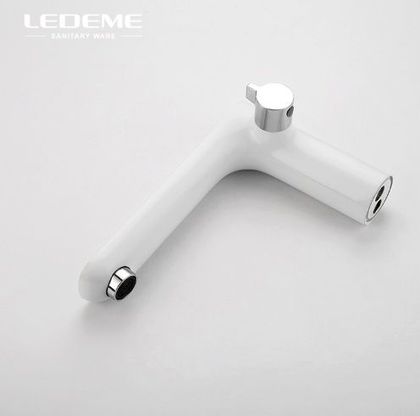 Смеситель на борт ванны Ledeme  L1153W на 3 отверстия
