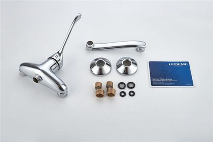 Настенный смеситель локтевой Ledeme L4679