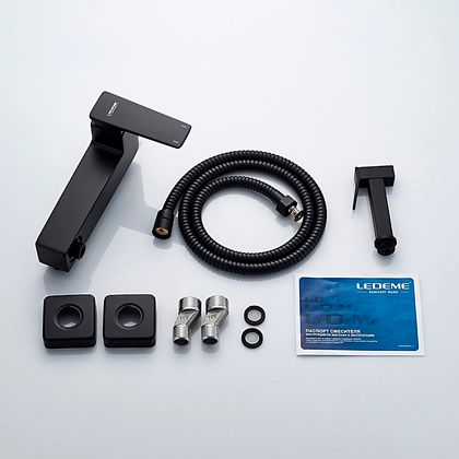 Смеситель с гигиеническим душем Ledeme L5278B