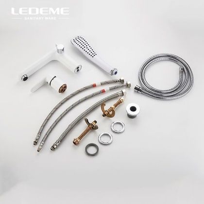 Смеситель на борт ванны Ledeme  L1153W на 3 отверстия