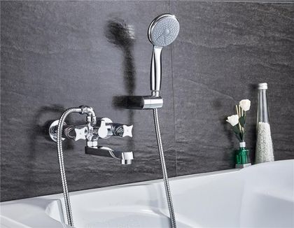 Смеситель для ванны Ledeme L3187