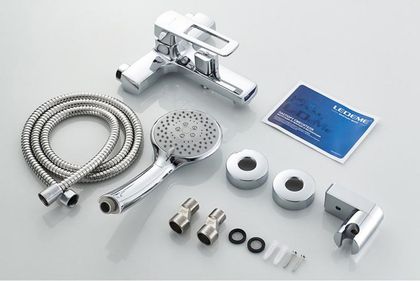 Смеситель для ванны Ledeme L3267