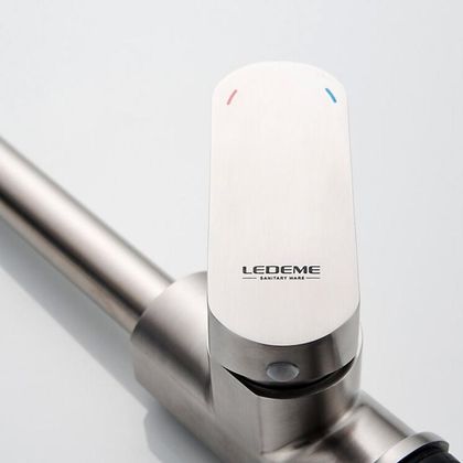 Смеситель для кухонной мойки Ledeme L74016