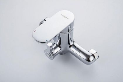 Смеситель для ванны Ledeme L2210