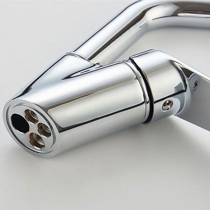 Смеситель для кухни с выдвижной лейкой Ledeme L6040