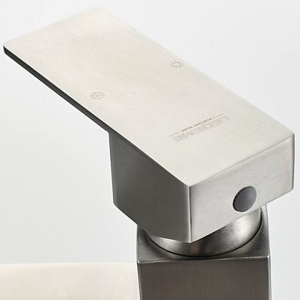 Смеситель для умывальника Ledeme L71033